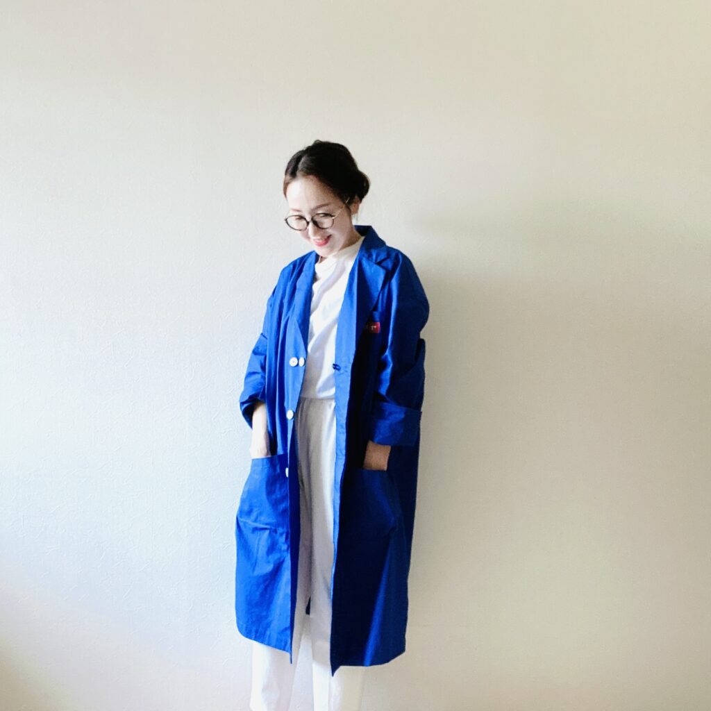 写真：SFM7周年オリジナル記念ジャケット、着画、上半身、正面