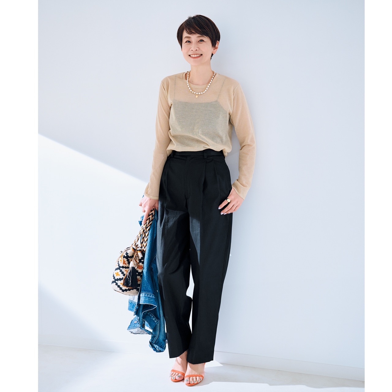 明日なに着る0417　モデル／五明祐子