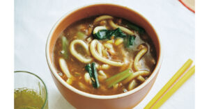 ルウはカットして時短！「金曜日のカレーうどん」レシピ／およねさん