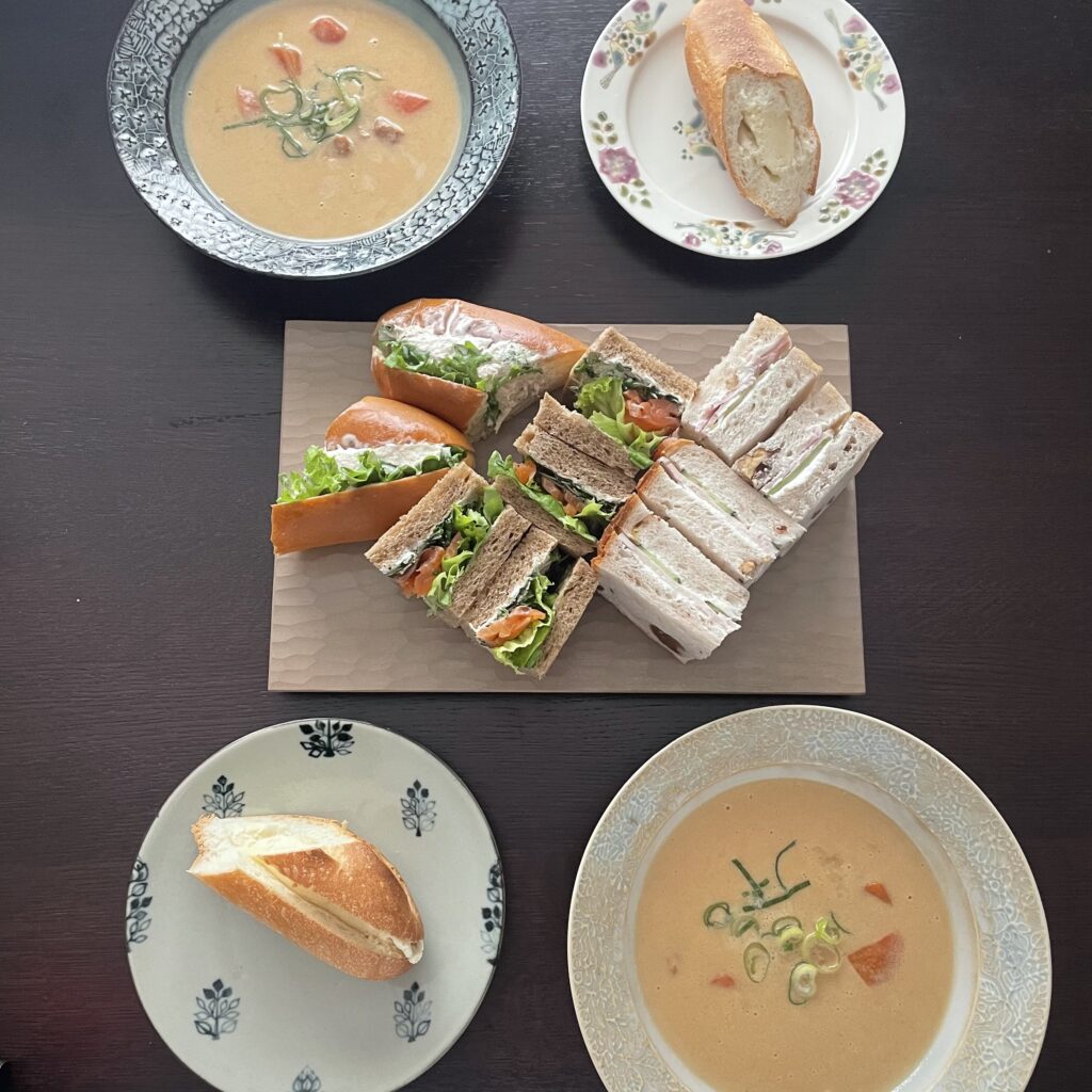 カルディの「白みそ仕立てのクリームシチュー」を実際に食べてみた写真