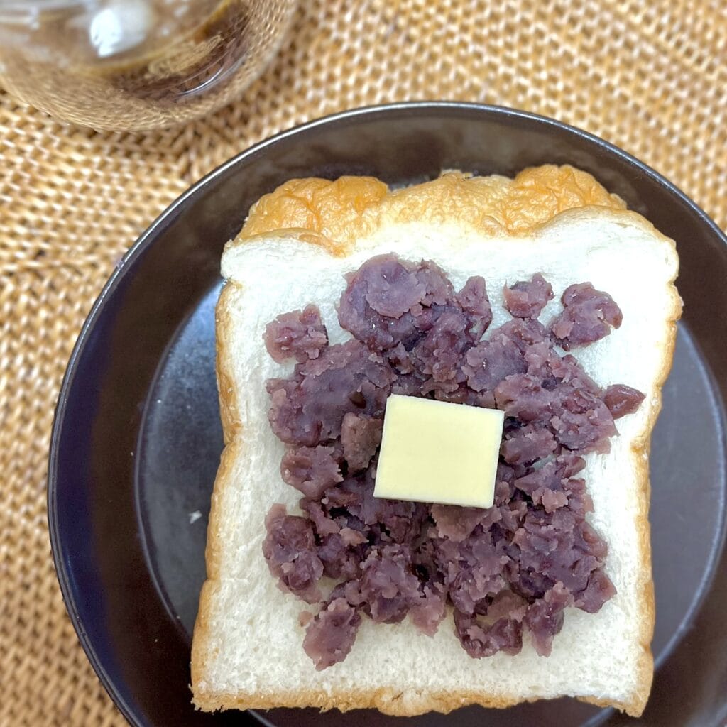 あんこ　トースト