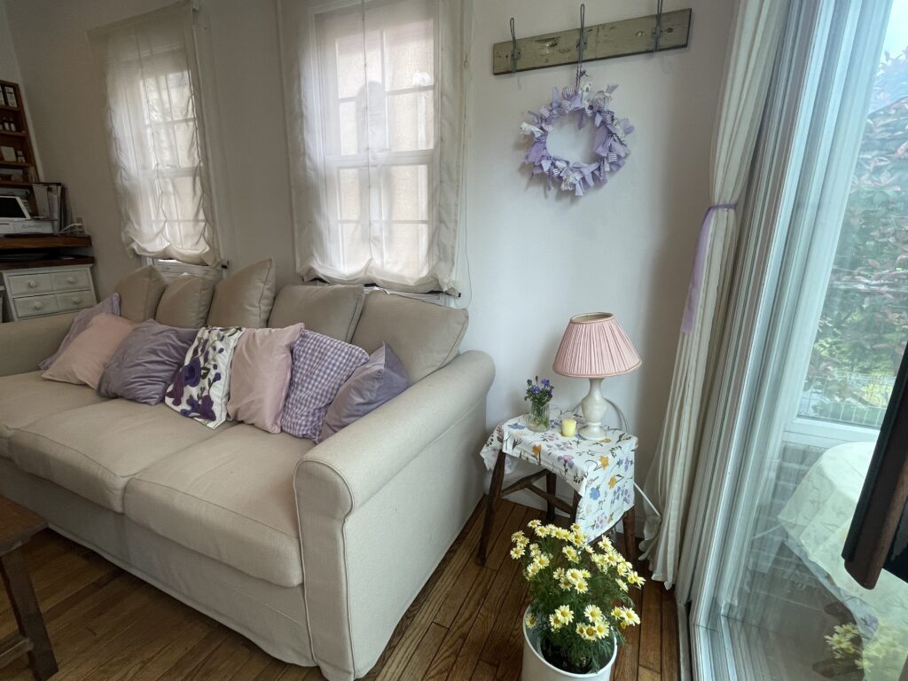 カフェネイビーの2025年4月のインテリア写真