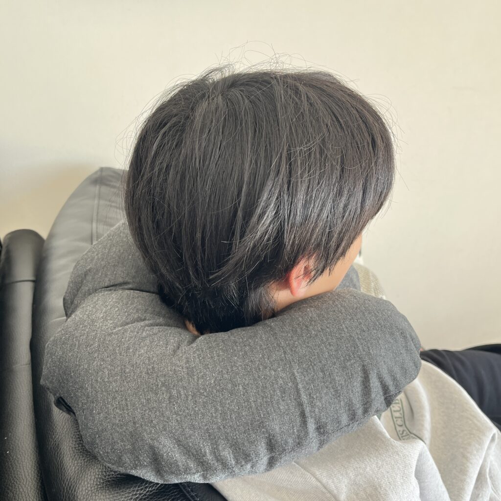 ネックピロー　折りたたみ　fuu