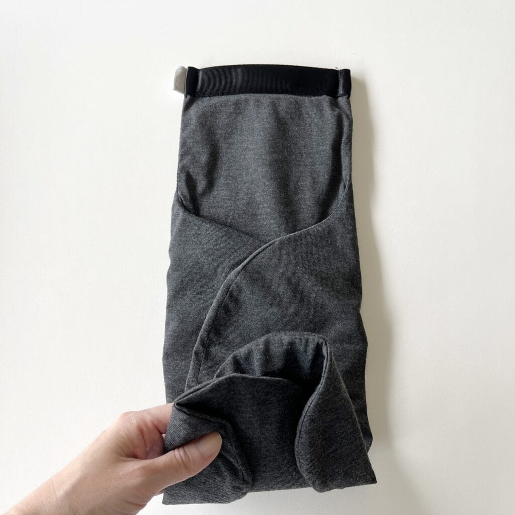 ネックピロー　折りたたみ　fuu