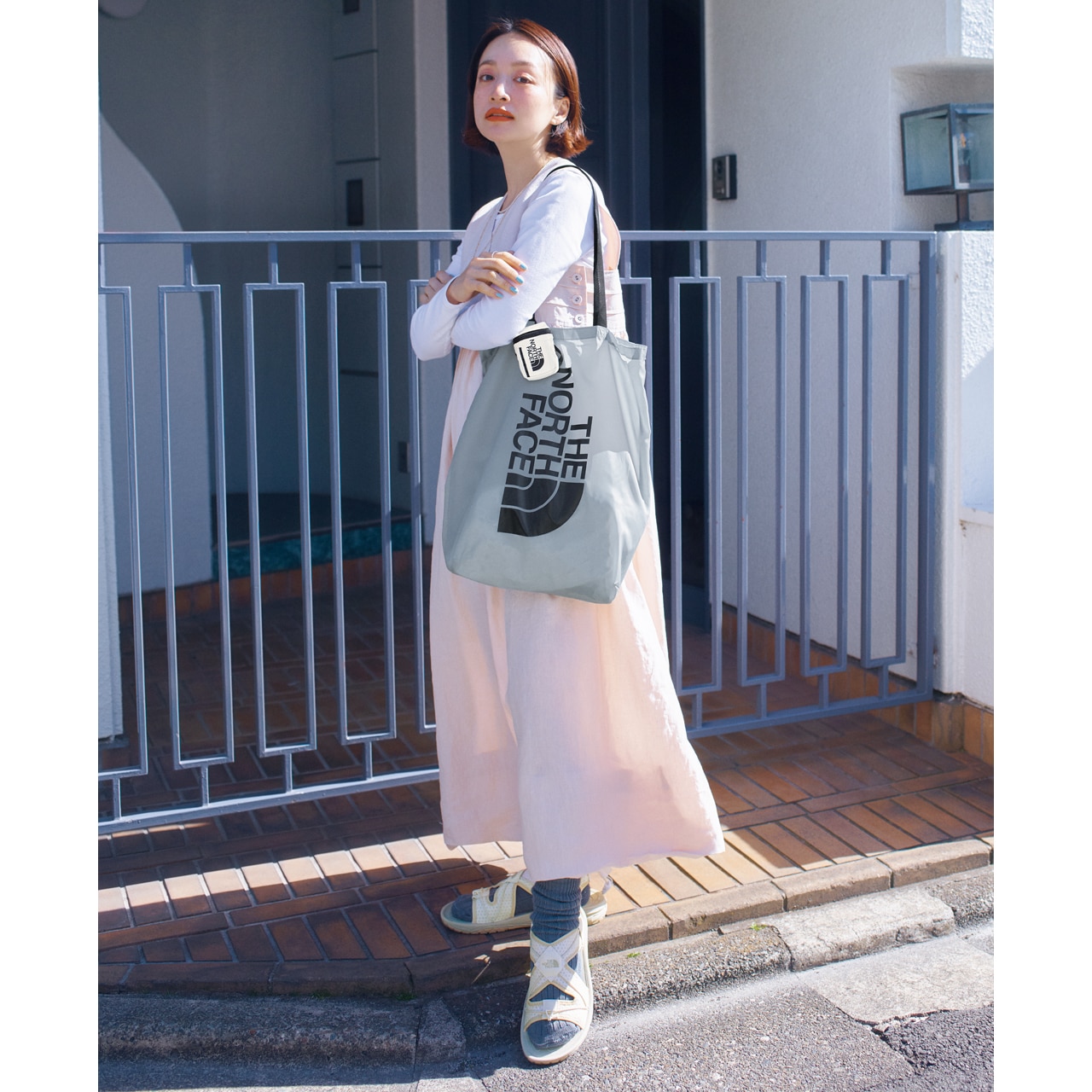 明日なに着る0428　モデル／高山都