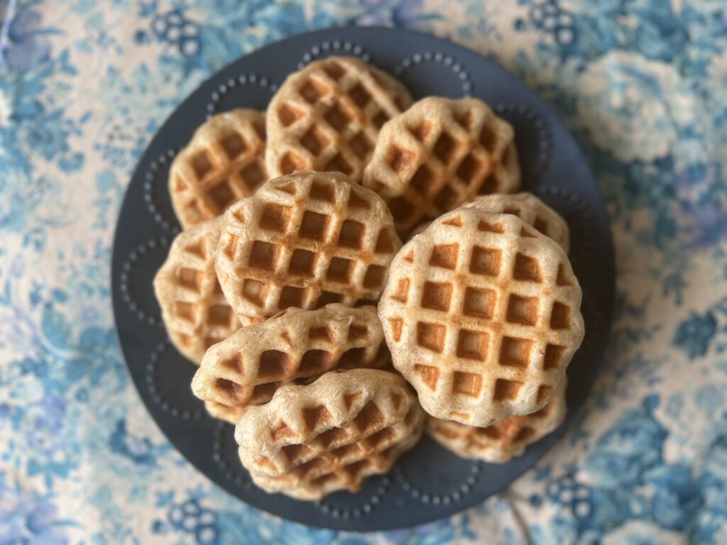 【沖縄】「寒緋桜(カンヒザクラ)の実」を使って天然酵母パン作り⑤（焼き菓子編）TB icoco　ダイソー　ワッフルメーカー