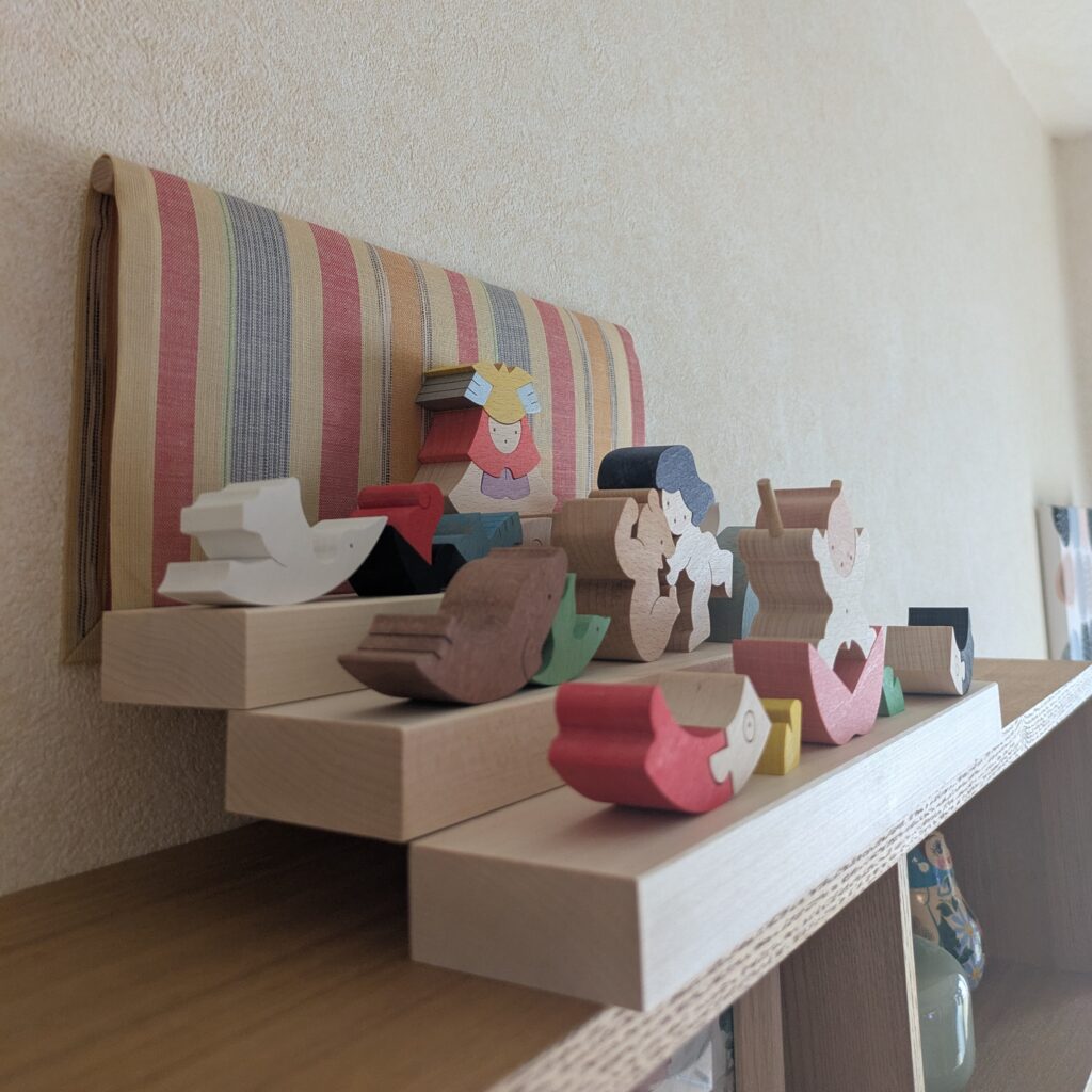 端午の節句】小黒三郎、組み木の五月人形をお迎えしました | LEE