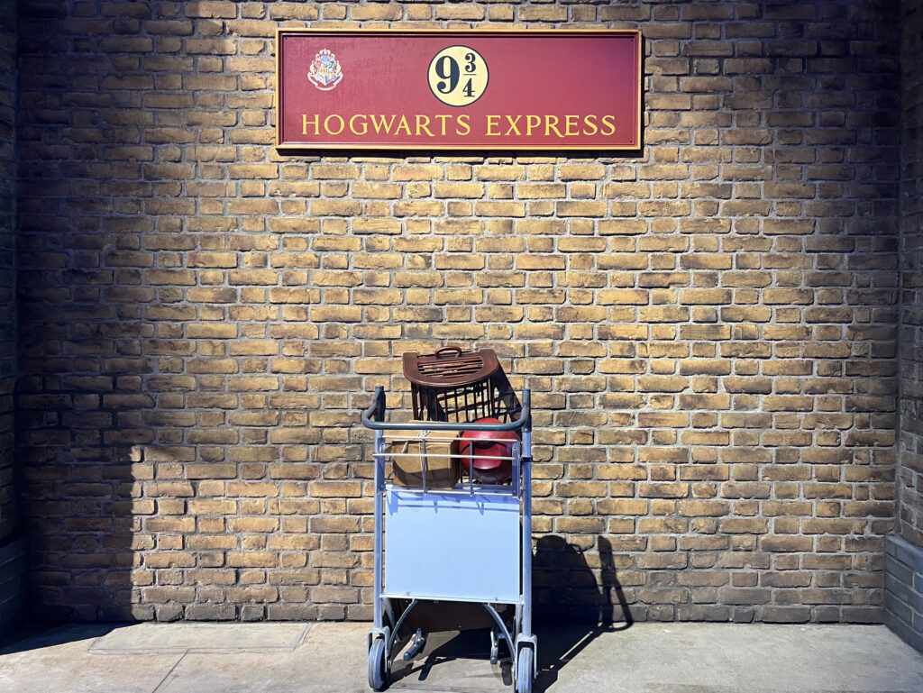 【ワーナー ブラザース スタジオツアー東京】映画ハリーポッターの舞台裏を体験！① TB icoco