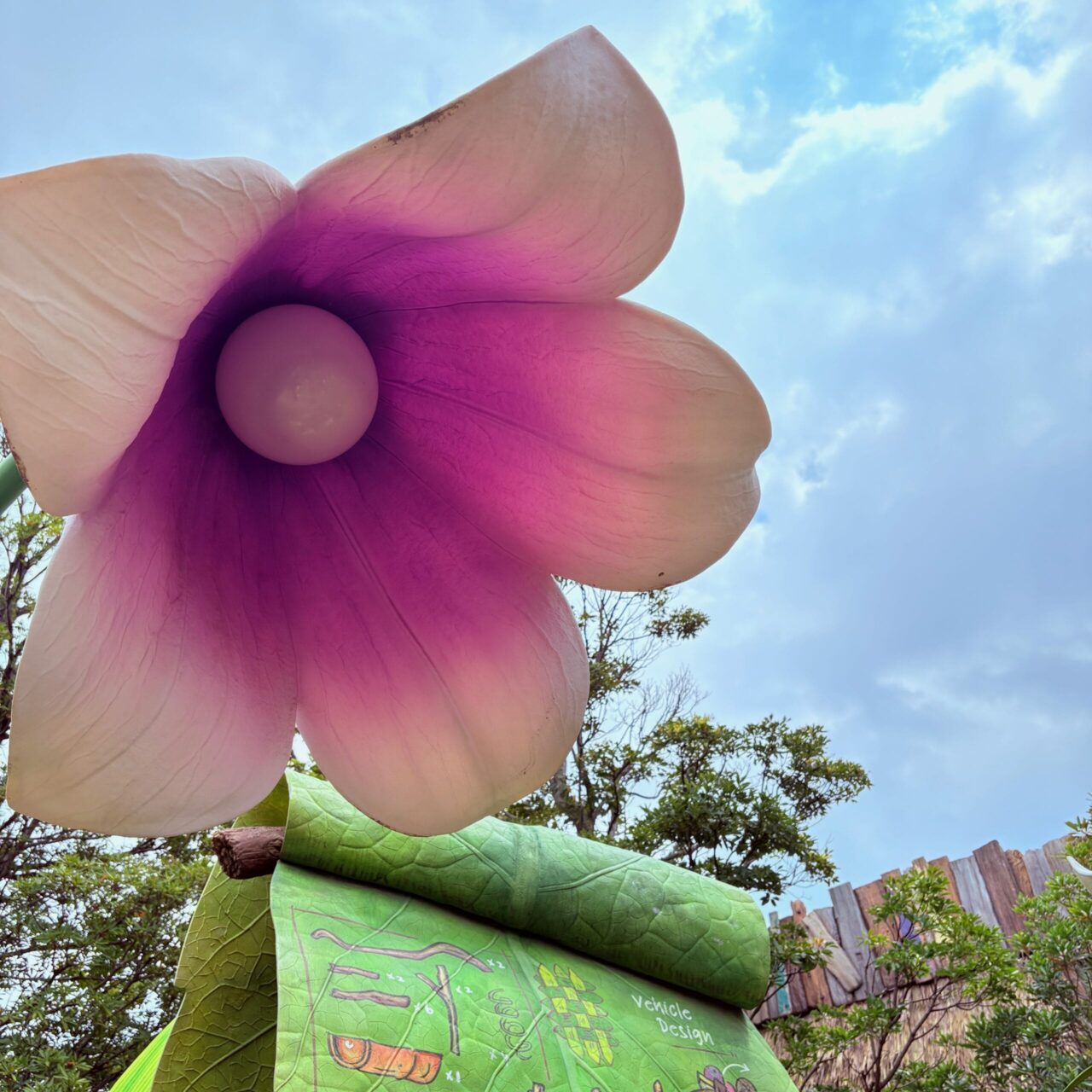 ファンタジースプリングス　フェアリー・ティンカーベルのビジーバギー　妖精の世界