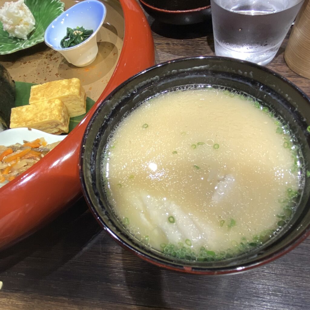 稚加榮ランチあら汁