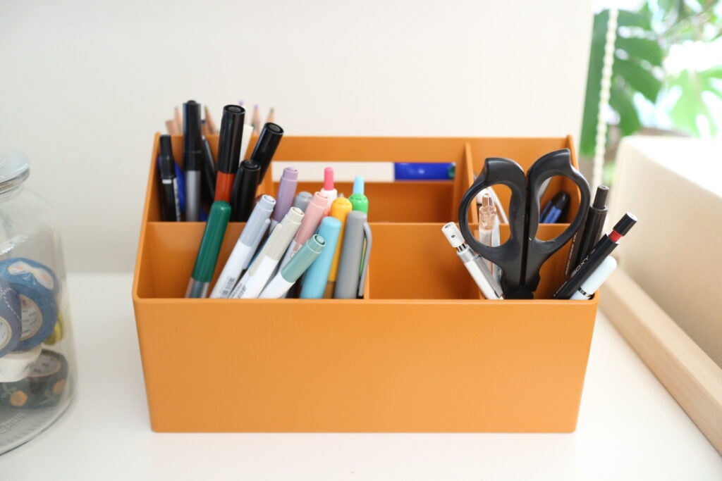 リビング収納　インテリア　収納