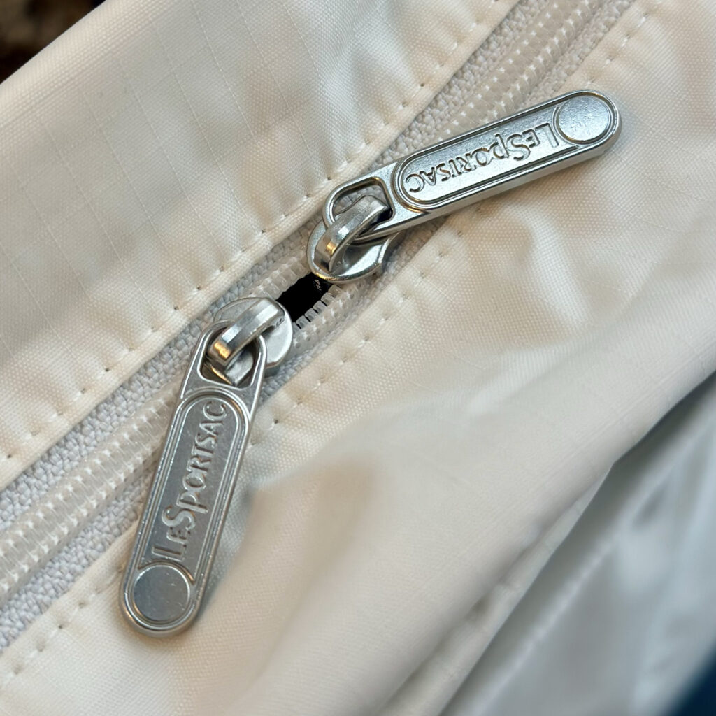 LeSportsac(レスポートサック) DAIRY BACK PACK　メレンゲ