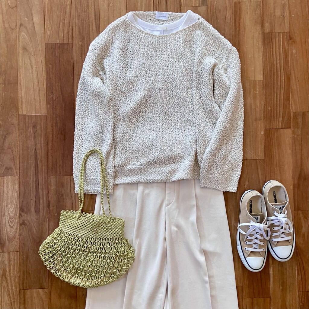 UNIQLO　ユニクロ　40代コーデ　タックワイドパンツ