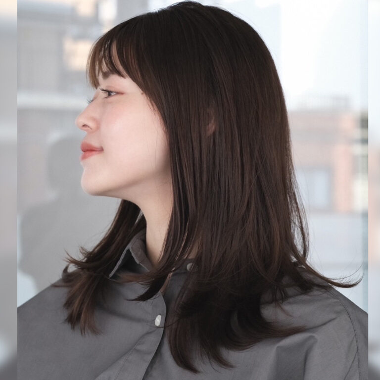 ワンカールであか抜ける、セミウェットな仕上がりの【大人の切りっぱなしボブ】　アザーカット01