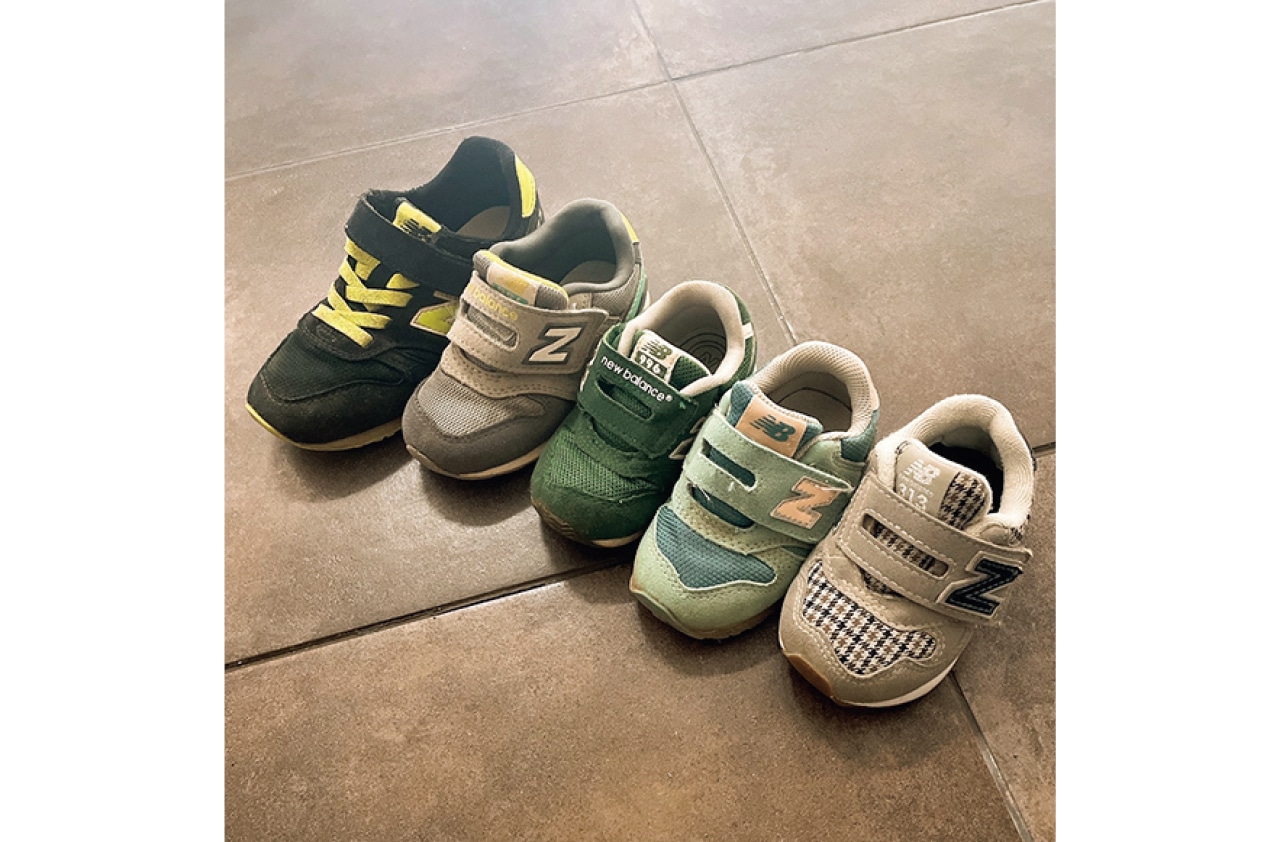 残しておきたくて、小さな靴が片足で10足以上、シュークローゼットに並んでいます。