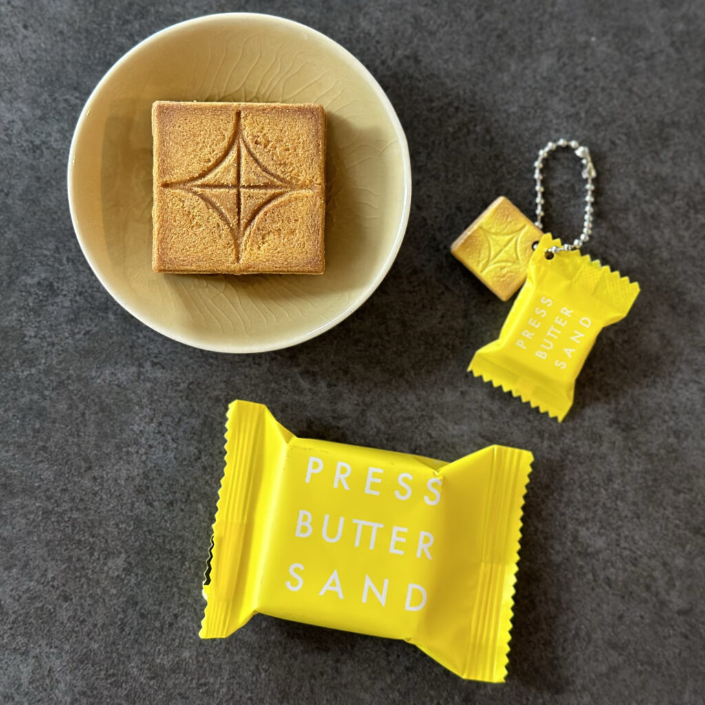 プレスバターサンドのカプセルトイ　ガチャガチャ