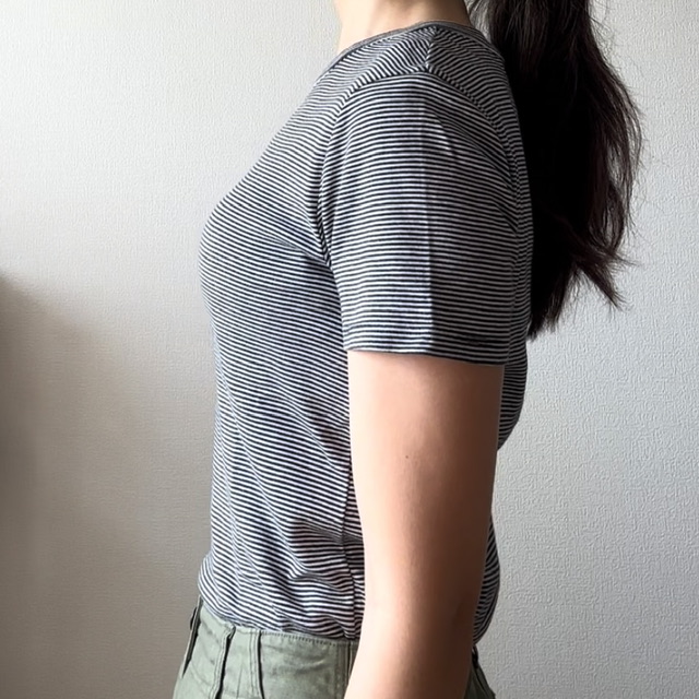 ブラデリスのブラ付きタンクを着用している写真