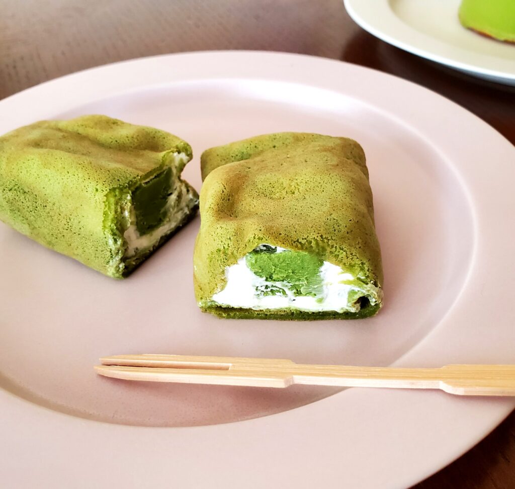 ファミマ・ザ・クレープ　抹茶