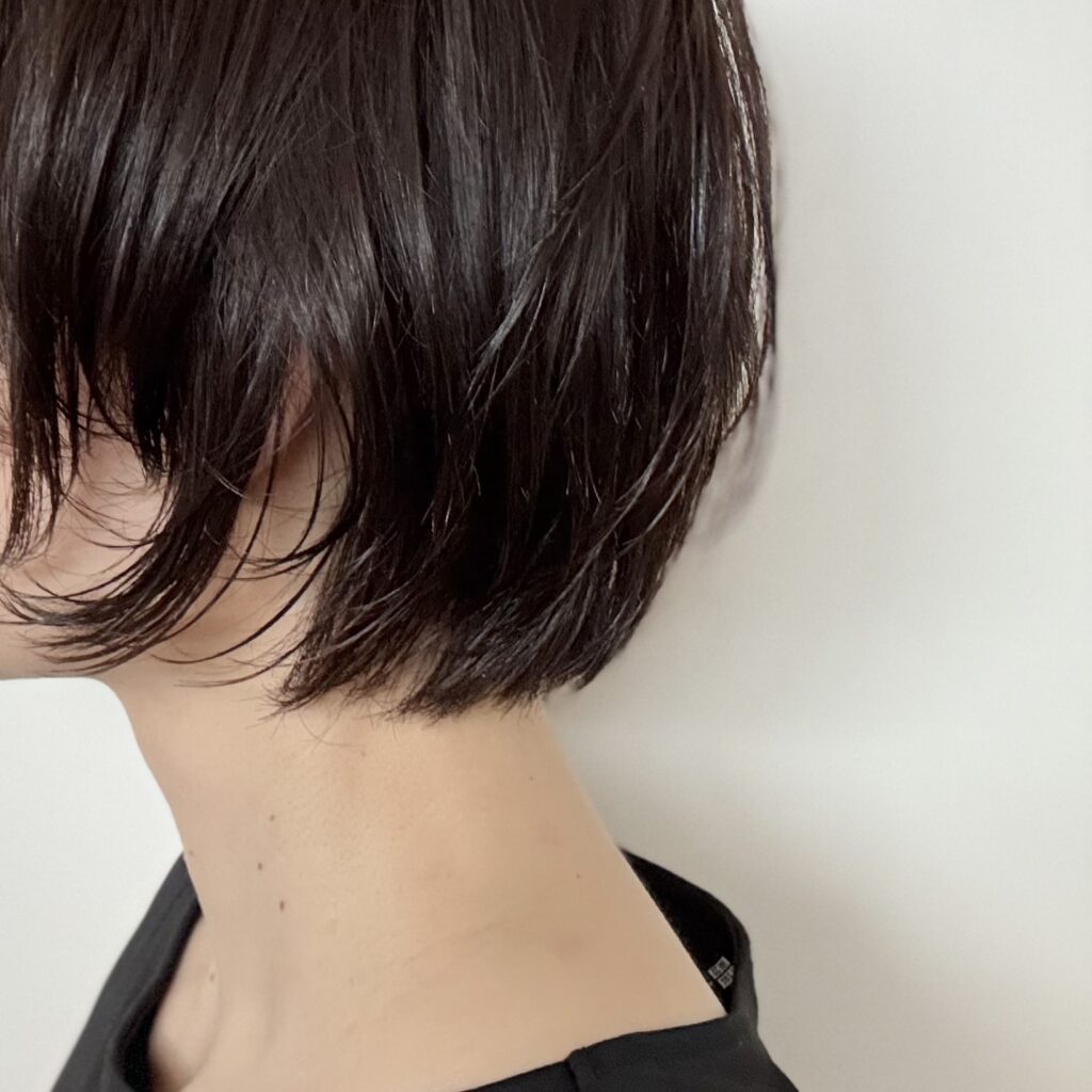 アリィー　クロノビューティUV　
ヘアカラーラスティング＆スタイリング　バーム