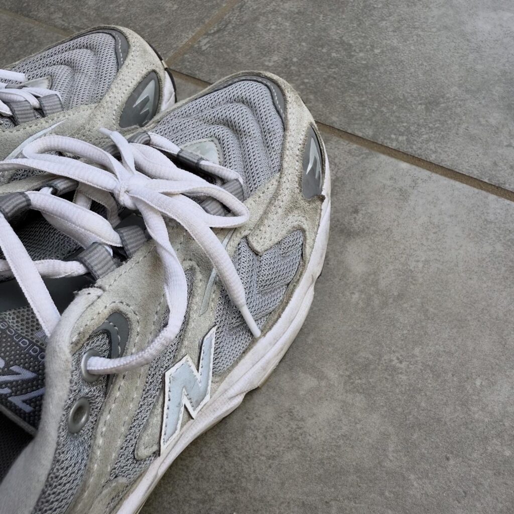 ニューバランス725