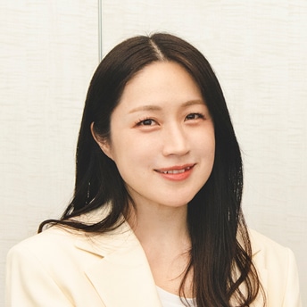 エッセイスト  犬山紙子さん