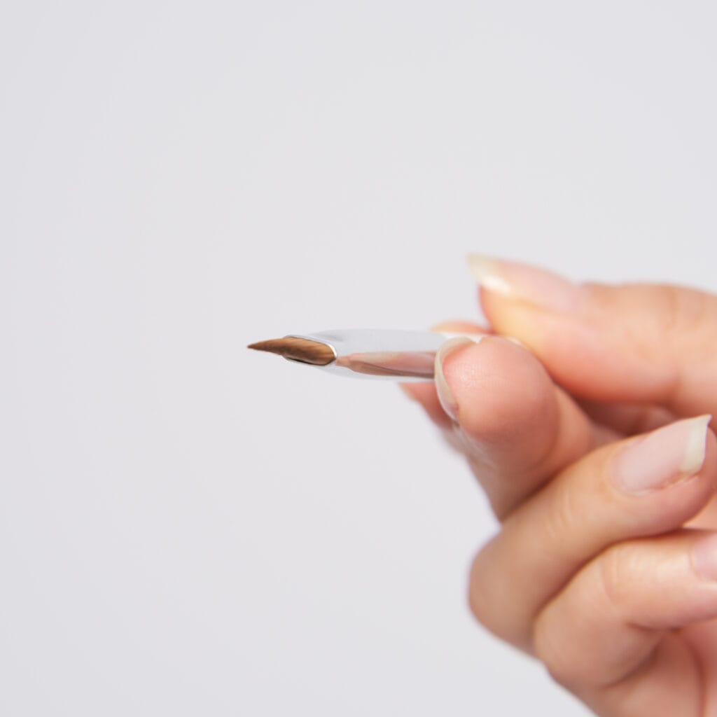 眉毛達人ブラシは…