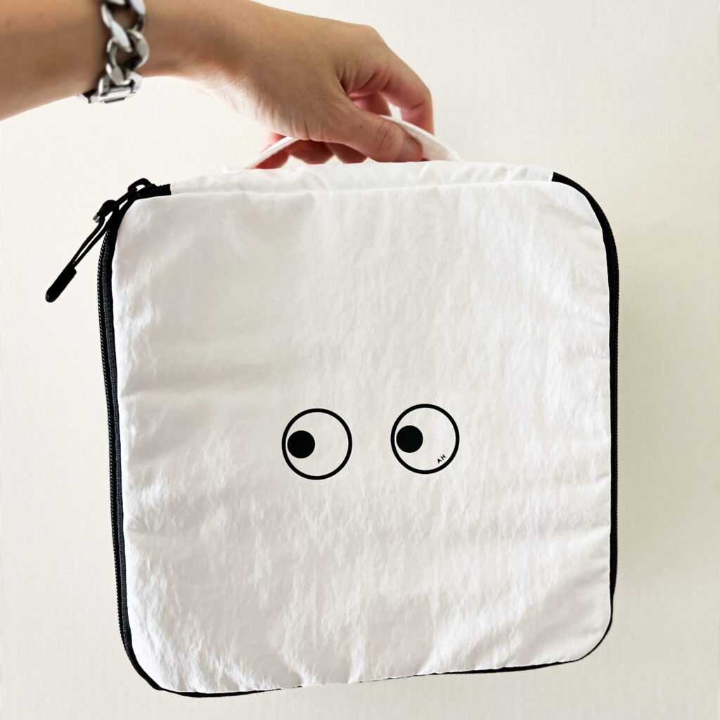 ユニクロ　アニヤ　ポーチ