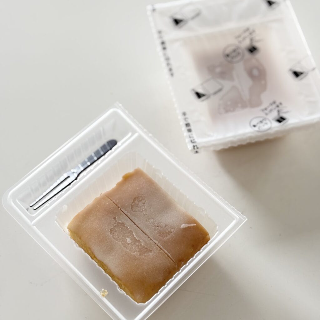 セブンイレブン　レモンケーキ