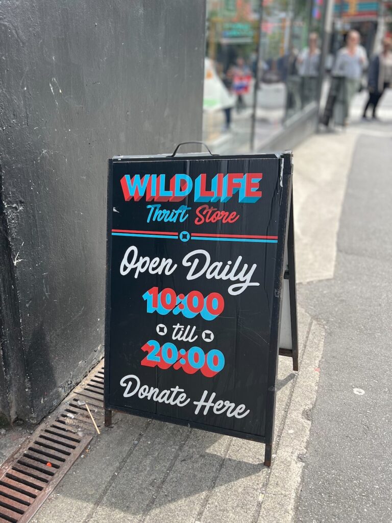 バンクーバー　スリフトショップ