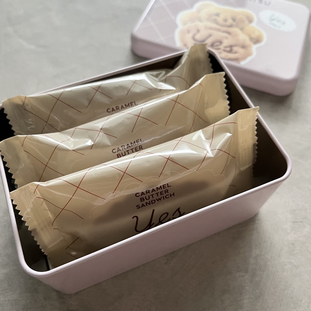 RAISIN SANDWICH　キャラメルバターサンド