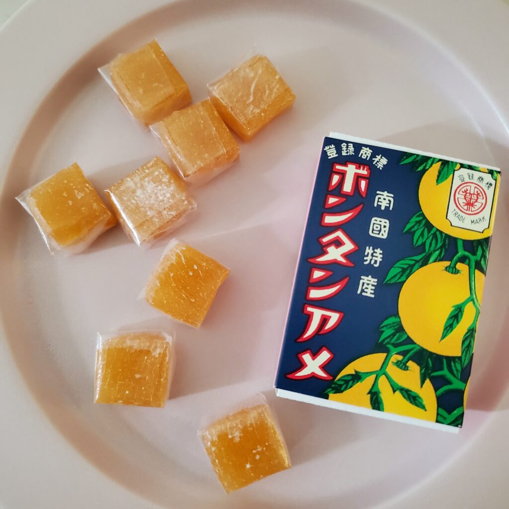 ボンタンアメ100周年記念缶