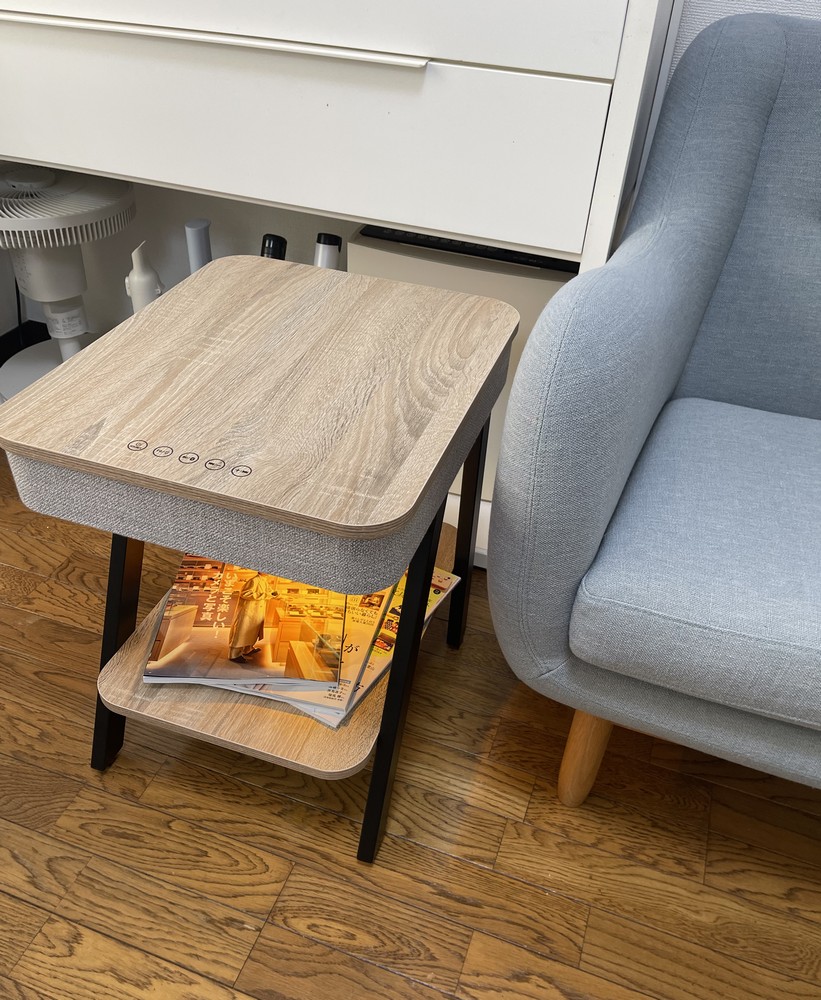 山善のスピーカー付きサイドテーブルAST-4850