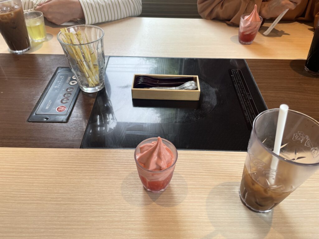 いちごシャーベットゼリーの写真