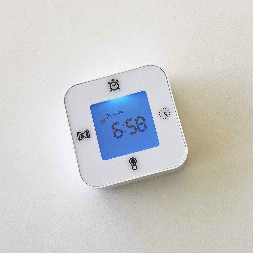 IKEA 時計　目覚まし時計