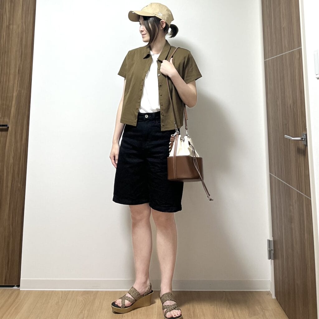 服　ショートパンツ