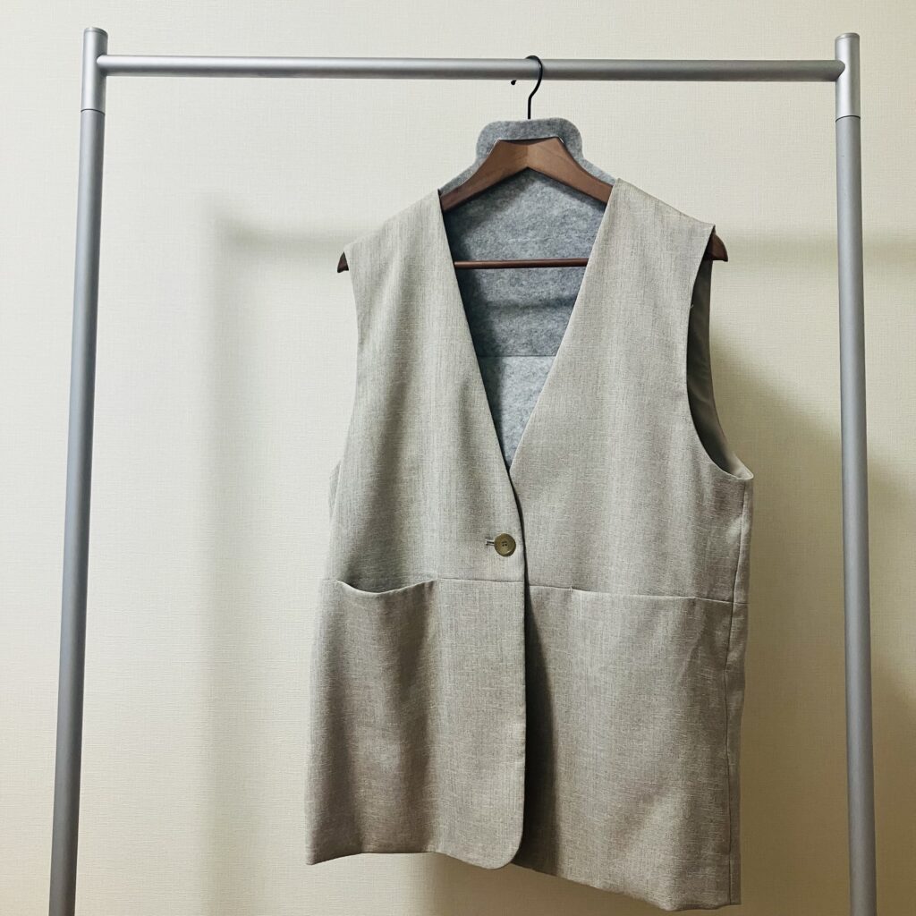 消臭機能付き　くりかえし使える除湿シート　ハンガー用