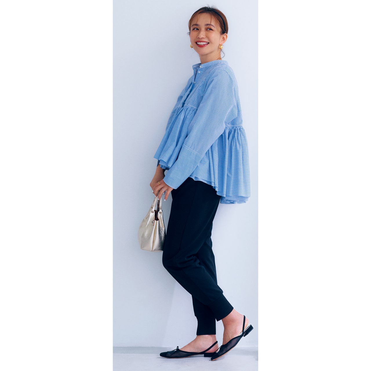 優木まおみさん　パンツ￥7990／アンフィーロのママ会コーデ　