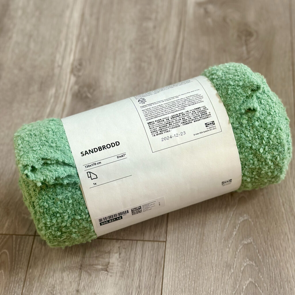 IKEAのブランケット SANDBRODD(サンドブロッド)