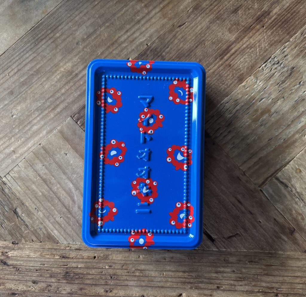 太陽ノ塔 洋菓子店 マイドオオキニ缶（関西万博缶）のパッケージ