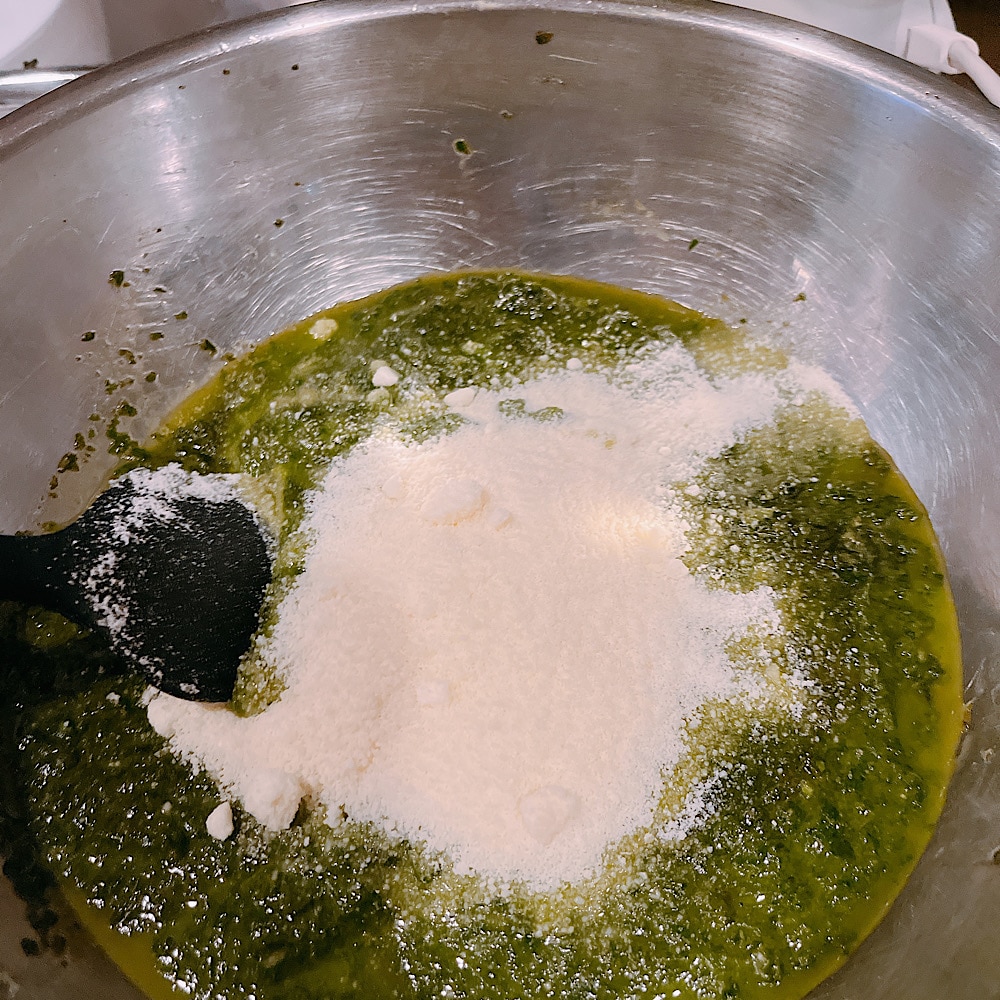 ジェノベーゼソース　バジル　簡単レシピ