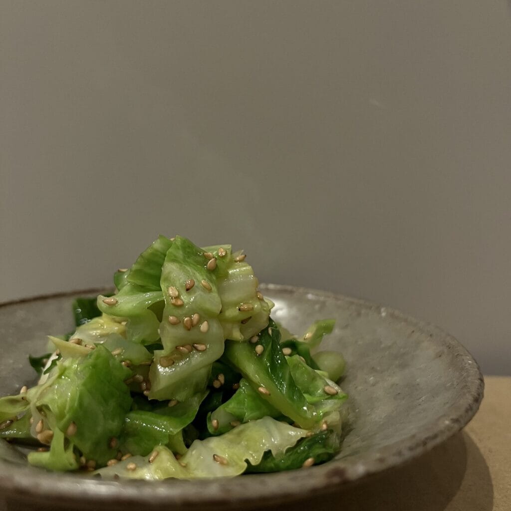 LEE100人隊が作ったコウケンテツさんの「蒸しキャベツのナムル」