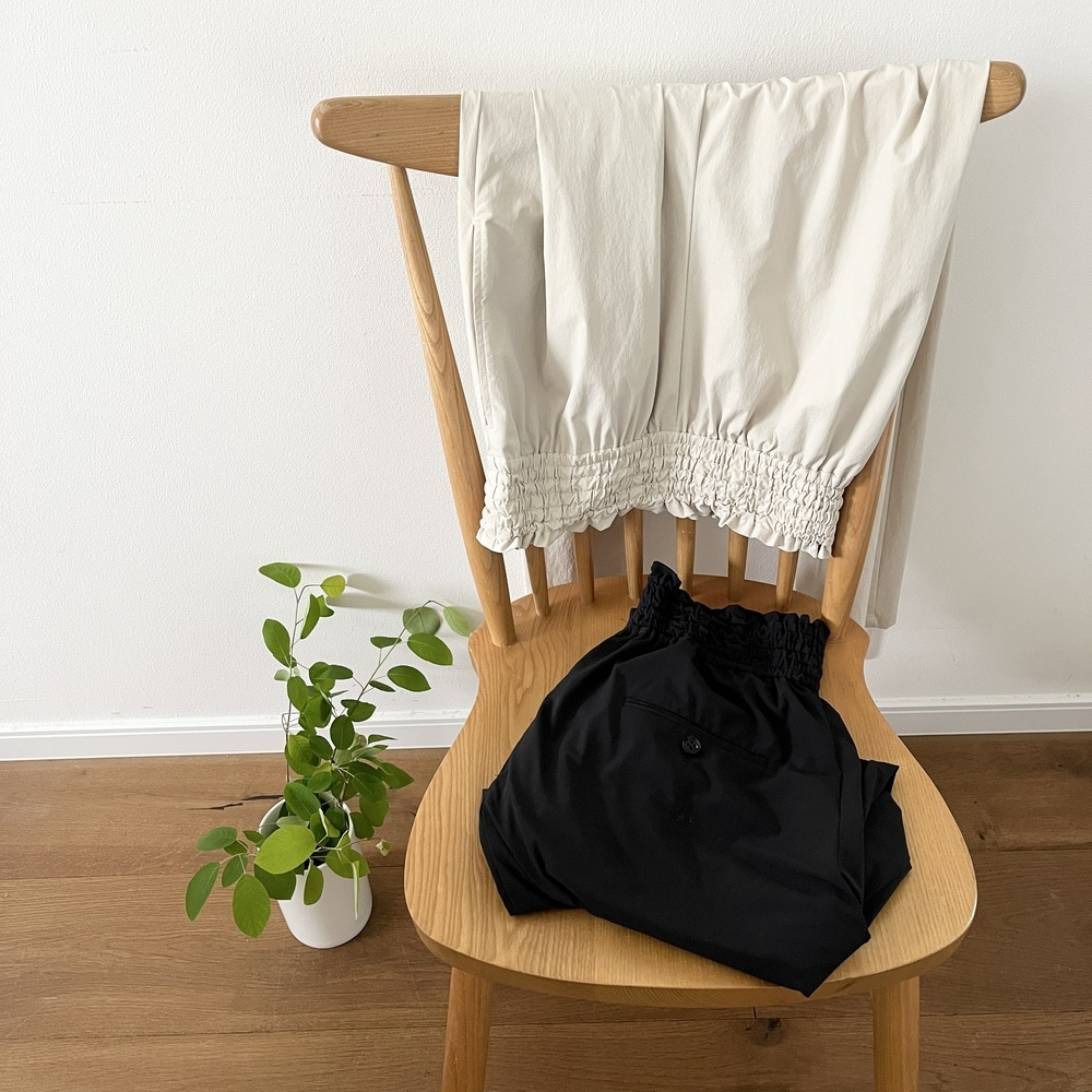 JOURNAL STANDARD「ナイロンストレッチワイドパンツ」ブラック、ナチュラル