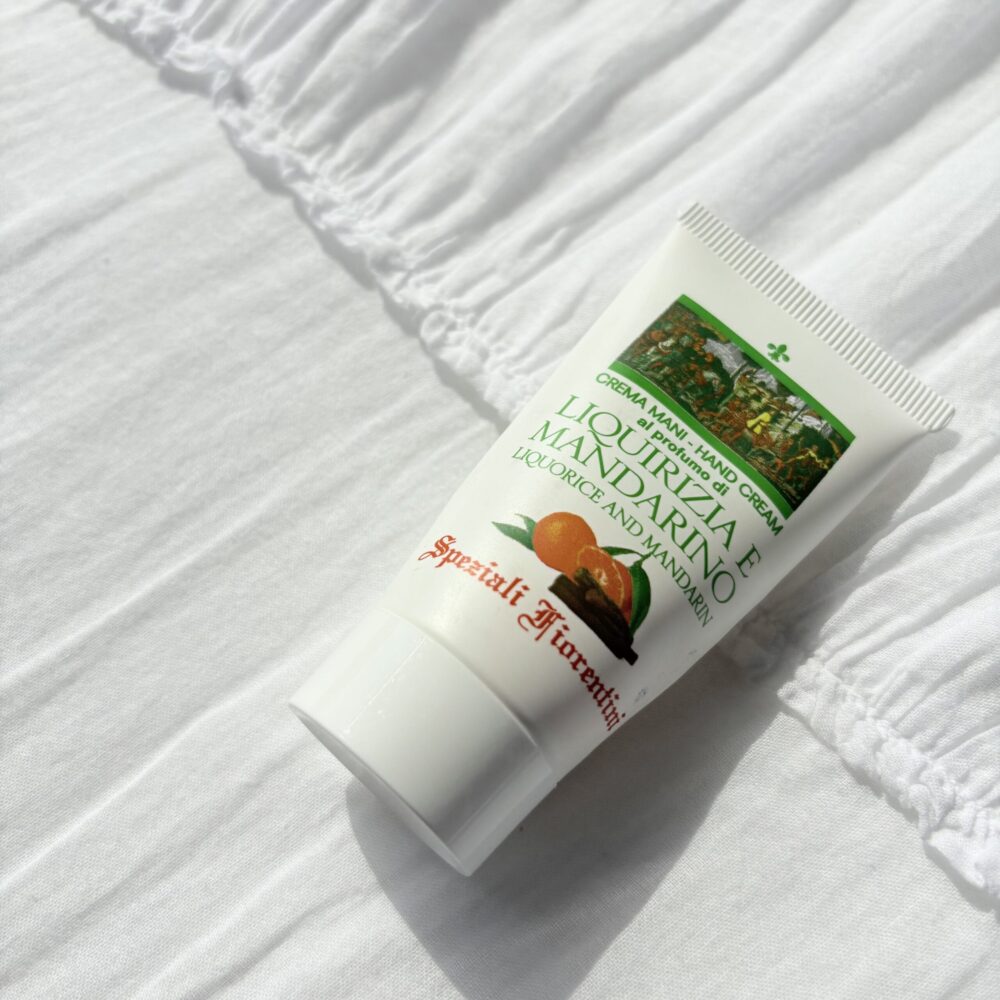 デルベ　derbe ミニハンドクリーム　マンダリン&リコリス