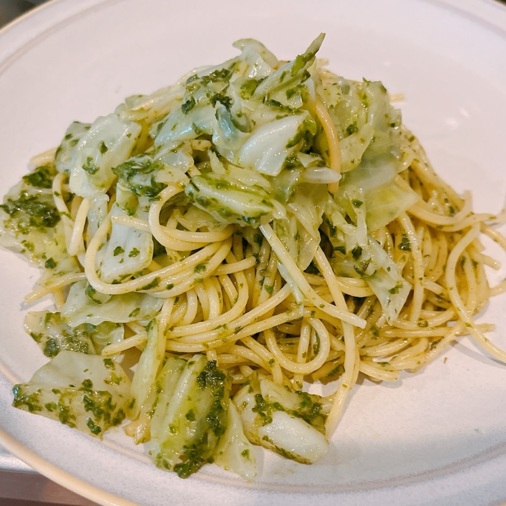 ジェノベーゼスパゲッティ　レシピ　バジル