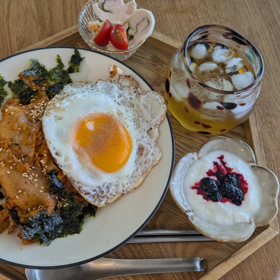 豚キムチチャーハン　がっつりメニュー　主婦の昼ごはん