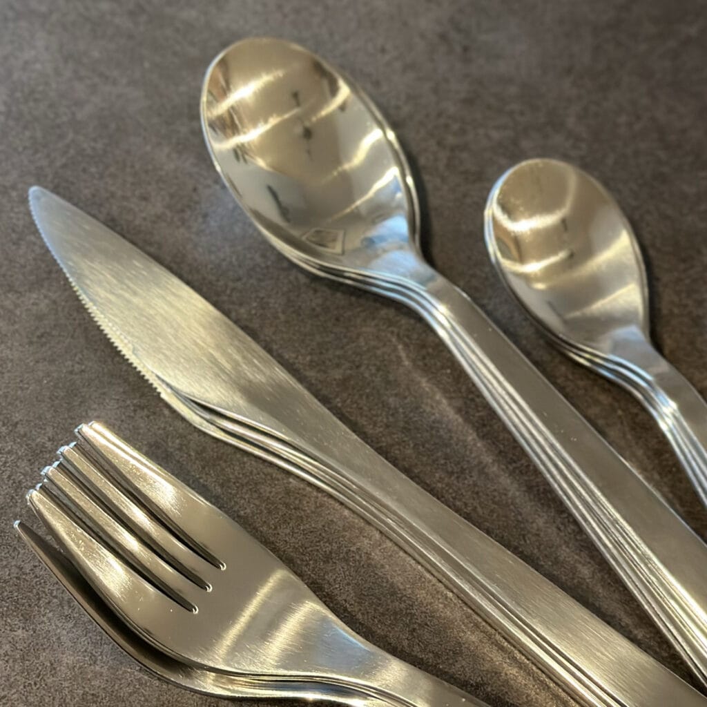 カトラリー　FÖRNUFT フォルヌフト