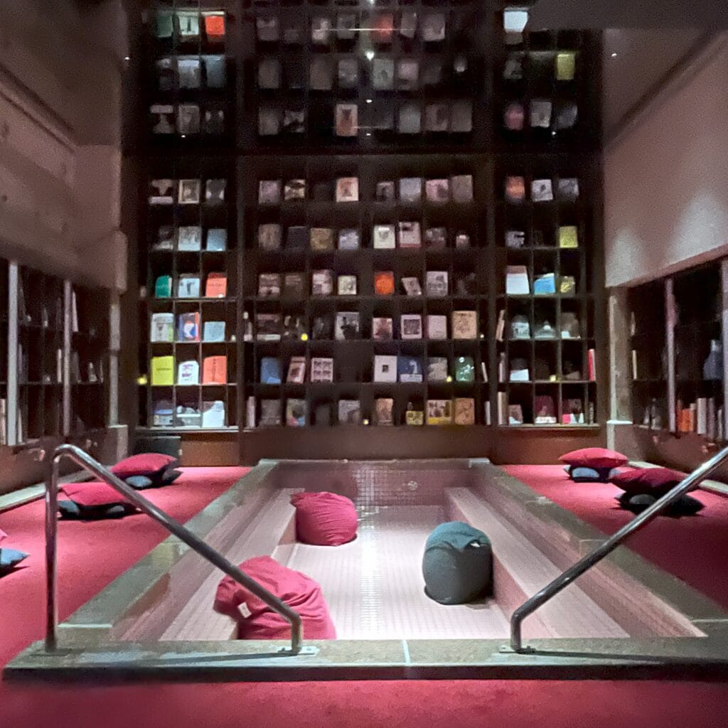 松本十帖　女ひとり旅　ブックホテル