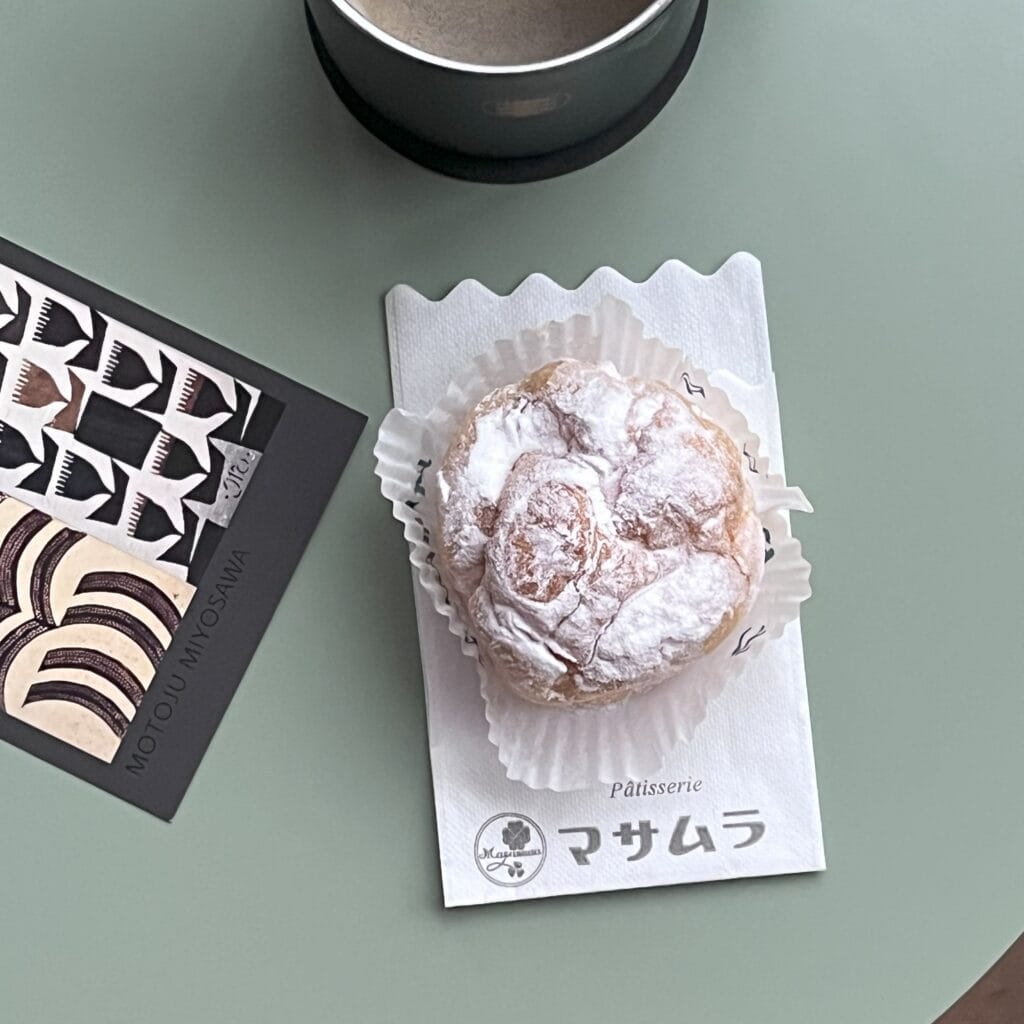 松本　マサムラのシュークリーム