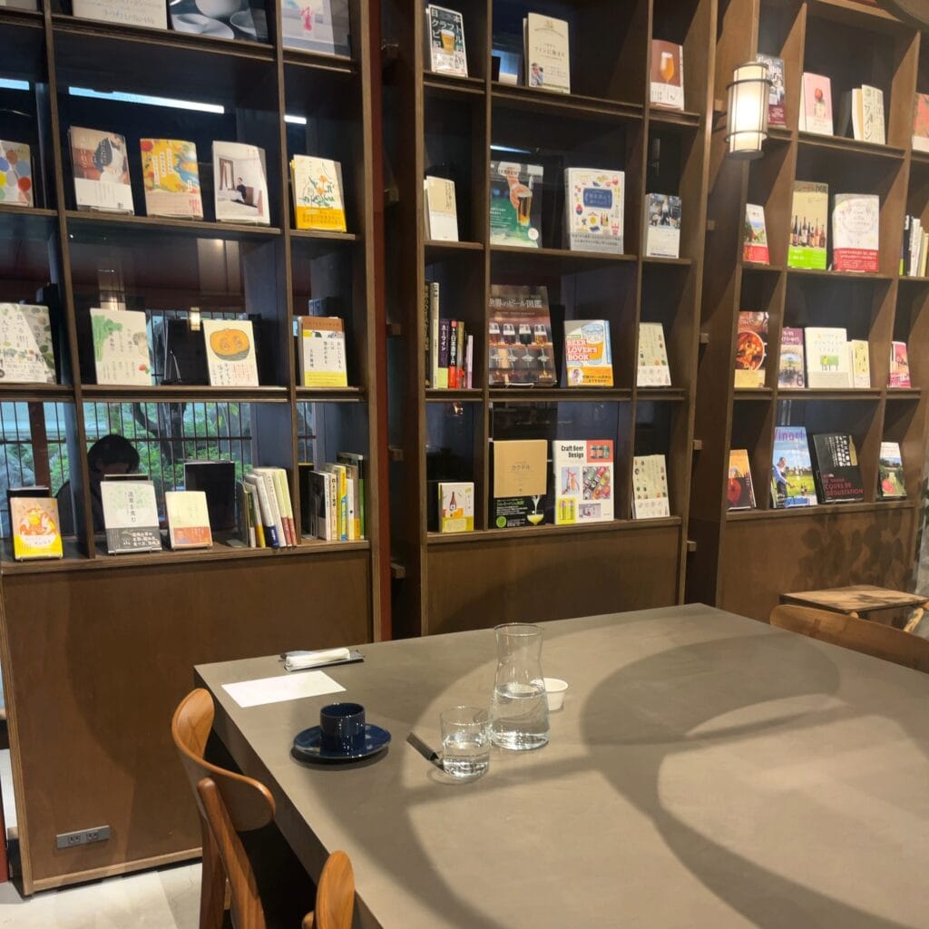 松本本箱　ブックホテル　株式会社自遊人