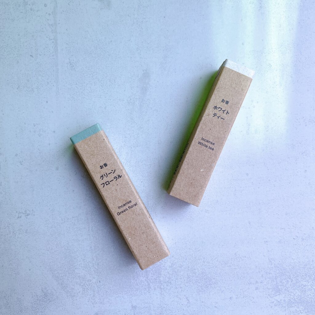 無印良品　お香　ホワイトティー　グリーンフローラル